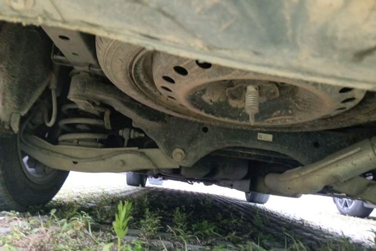 Used Buick GL8 2020 ES Land Cruiser 653T Comfort Edition Chassis Rear