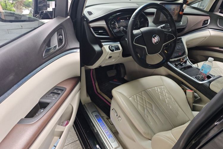 Used Buick GL8 2020 Land Cruiser Executive Class 652T Comfort Model Driver Seat
