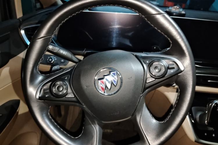 Used Buick GL8 2020 ES Land Cruiser 653T Luxury Model Steering Wheel