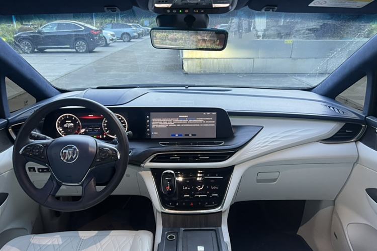 Used Buick GL8 2020 Avenir Avia Four-Seat Luxury Edition Audio And AC Panel