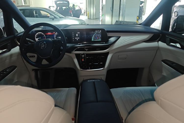 Used Buick GL8 2020 Avenir Avia Four-Seat Luxury Edition Center Console