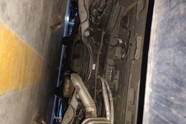 Used Buick GL8 2020 Avenir Avia Four-Seat Luxury Edition Chassis Rear