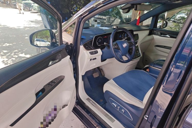 Used Buick GL8 2020 Avenir Avia Four-Seat Luxury Edition Driver Seat