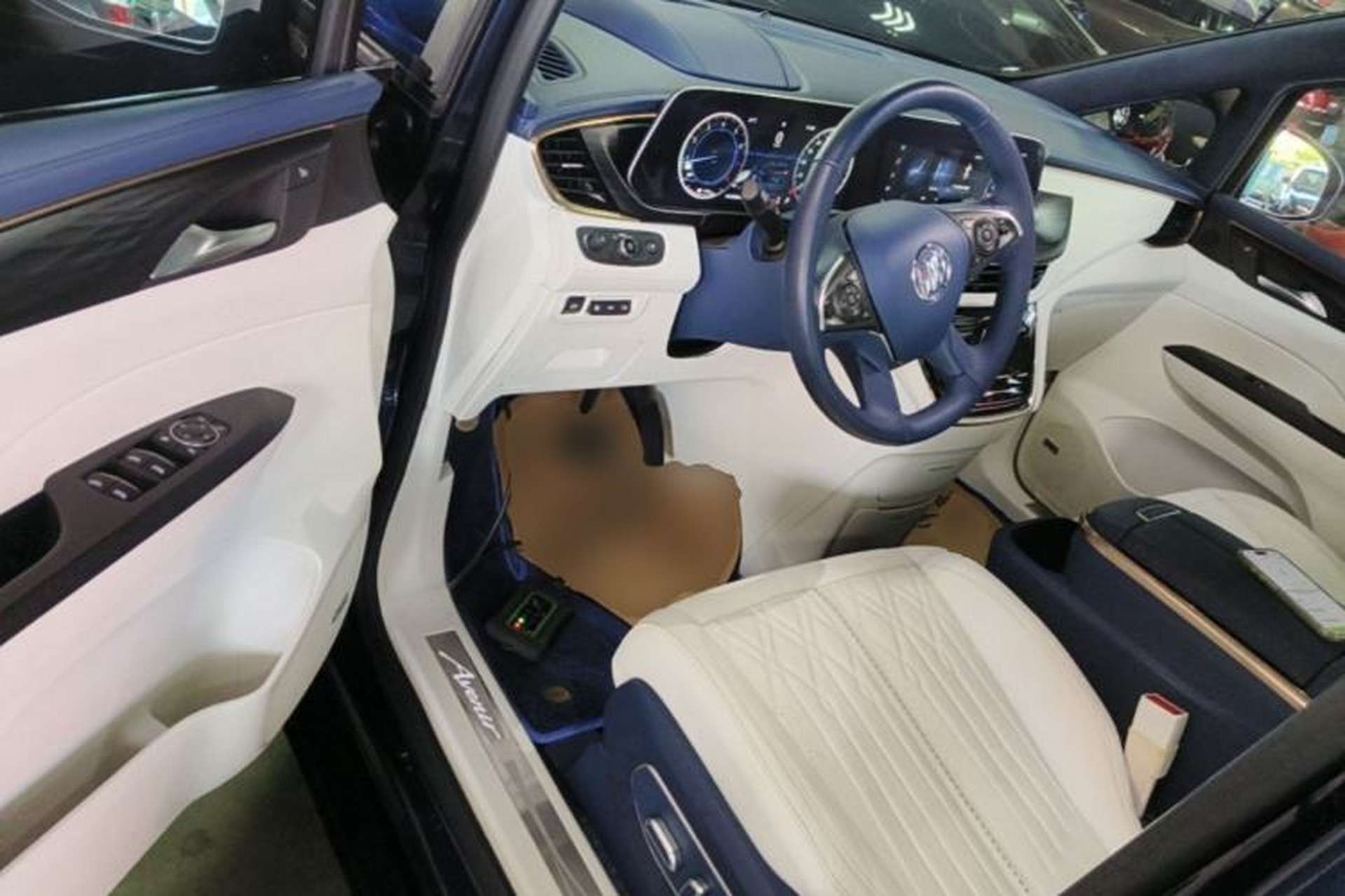 Used Buick GL8 2020 Avenir Avia Four-Seat Luxury Edition Driver Seat