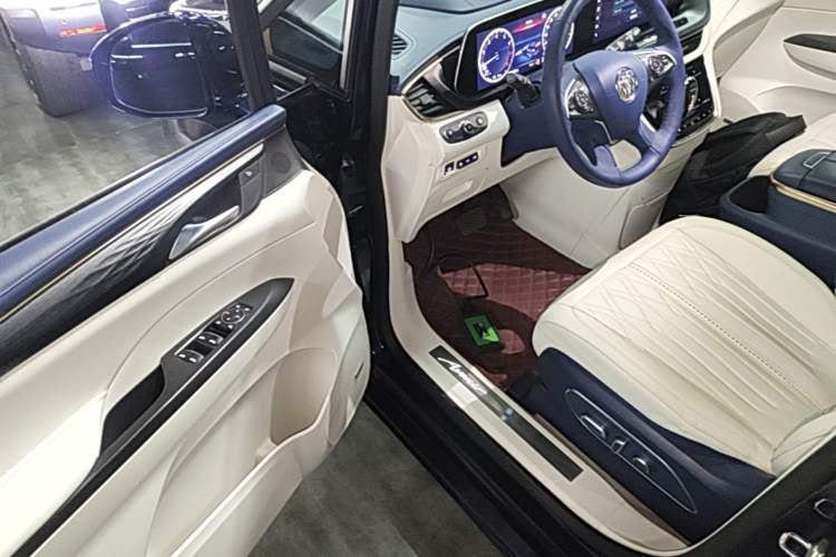 Used Buick GL8 2020 Avenir Avia Four-Seat Luxury Edition Driver Seat