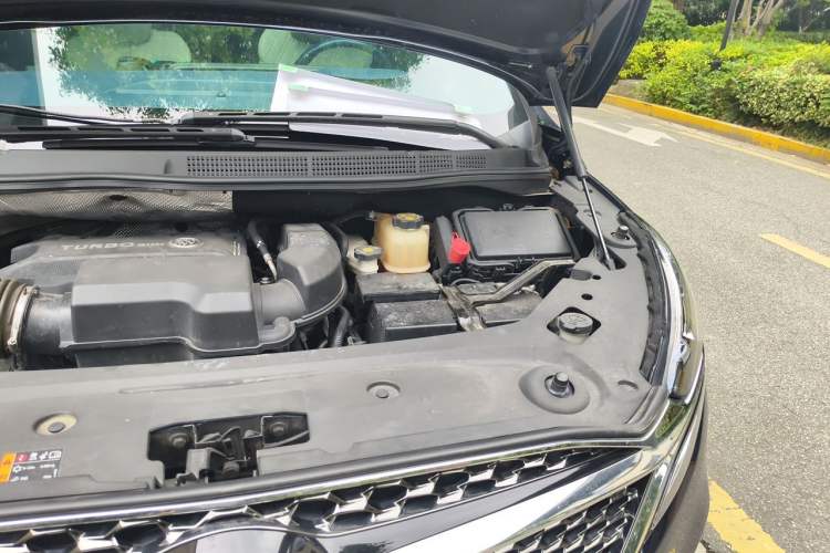 Used Buick GL8 2020 Avenir Avia Four-Seat Luxury Edition Engine Bay Left
