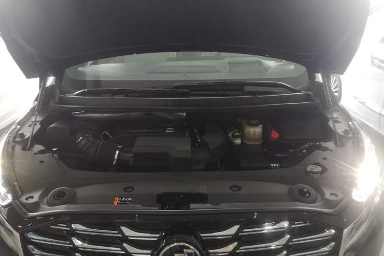 Used Buick GL8 2020 Avenir Avia Four-Seat Luxury Edition Engine Bay