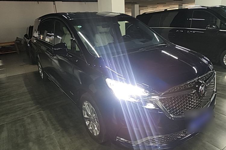 Used Buick GL8 2020 Avenir Avia Four-Seat Luxury Edition Front Right 45 Deg