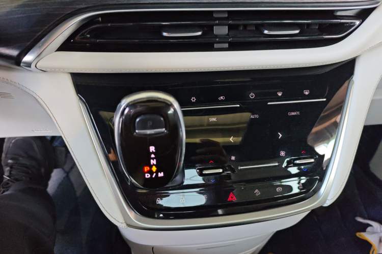 Used Buick GL8 2020 Avenir Avia Four-Seat Luxury Edition Gear Lever