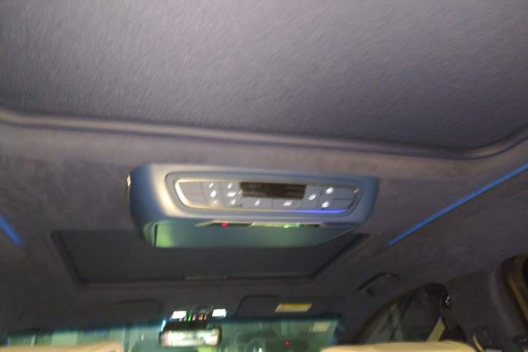 Used Buick GL8 2020 Avenir Avia Four-Seat Luxury Edition Headliner
