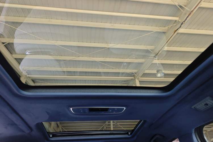 Used Buick GL8 2020 Avenir Avia Four-Seat Luxury Edition Headliner