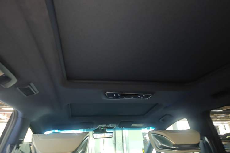 Used Buick GL8 2020 Avenir Avia Four-Seat Luxury Edition Headliner