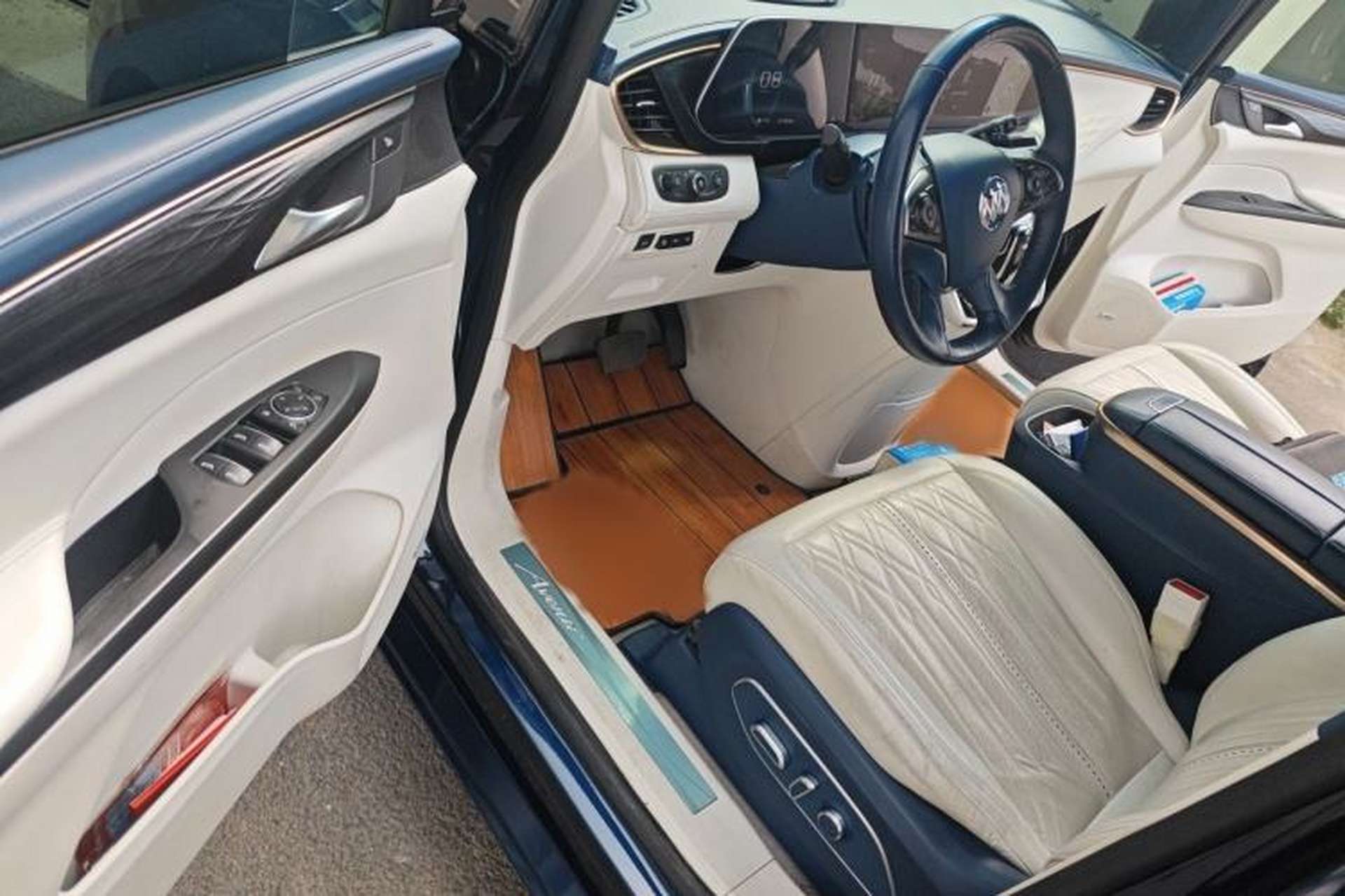 Used Buick GL8 2020 Avenir Avia Four-Seat Luxury Edition Interior 3