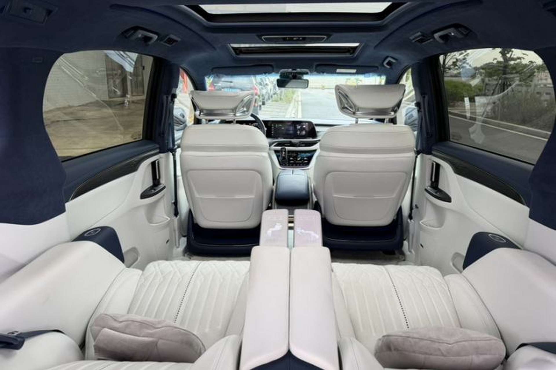 Used Buick GL8 2020 Avenir Avia Four-Seat Luxury Edition Interior 4