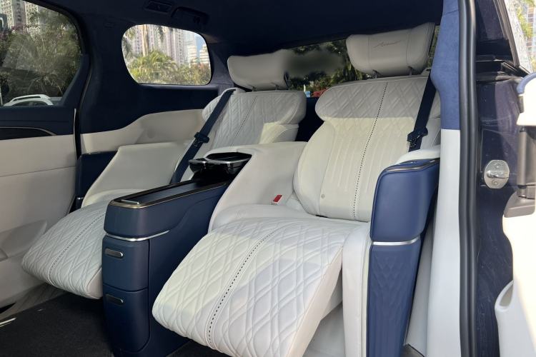 Used Buick GL8 2020 Avenir Avia Four-Seat Luxury Edition Interior 5