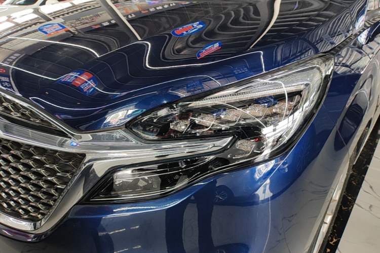 Used Buick GL8 2020 Avenir Avia Four-Seat Luxury Edition Left Front Headlight