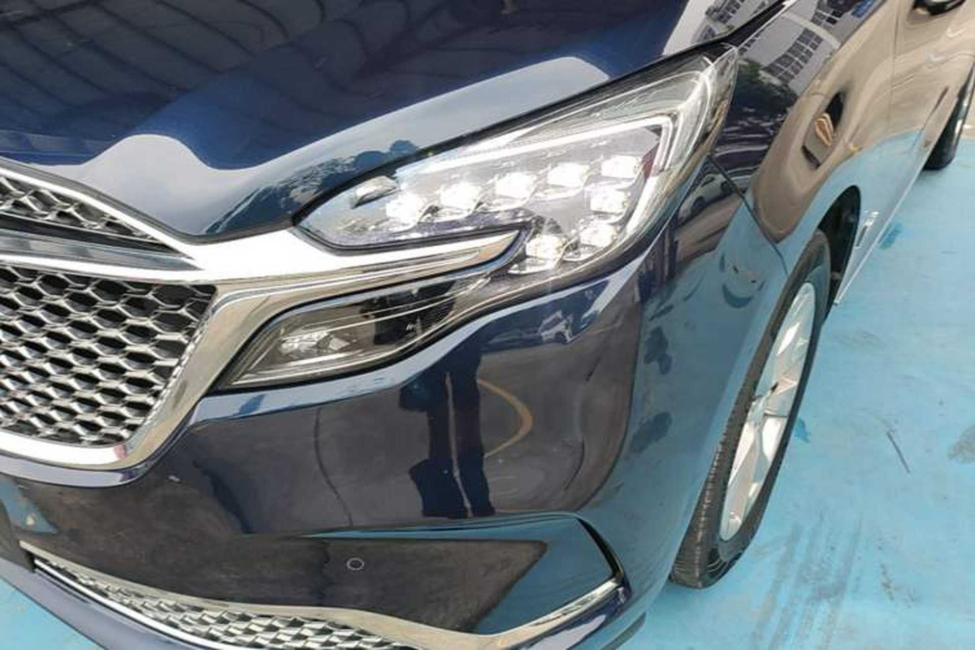 Used Buick GL8 2020 Avenir Avia Four-Seat Luxury Edition Left Front Headlight