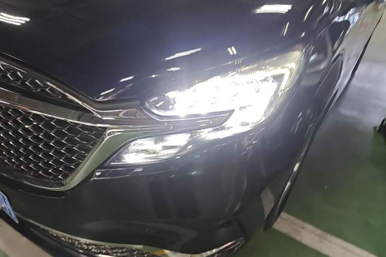 Used Buick GL8 2020 Avenir Avia Four-Seat Luxury Edition Left Front Headlight