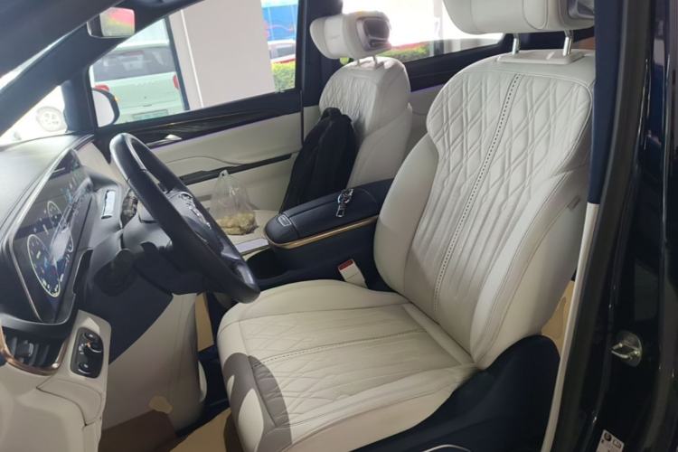 Used Buick GL8 2020 Avenir Avia Four-Seat Luxury Edition Left Front Seat