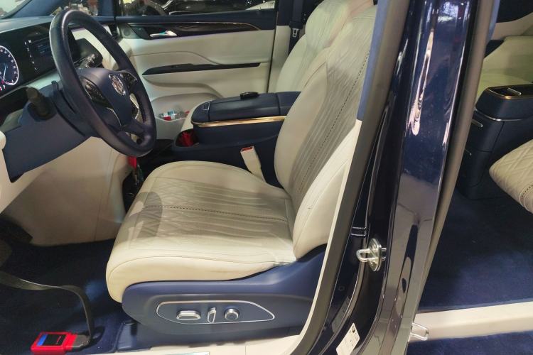 Used Buick GL8 2020 Avenir Avia Four-Seat Luxury Edition Left Front Seat