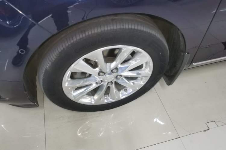 Used Buick GL8 2020 Avenir Avia Four-Seat Luxury Edition Left Front Wheel Hub