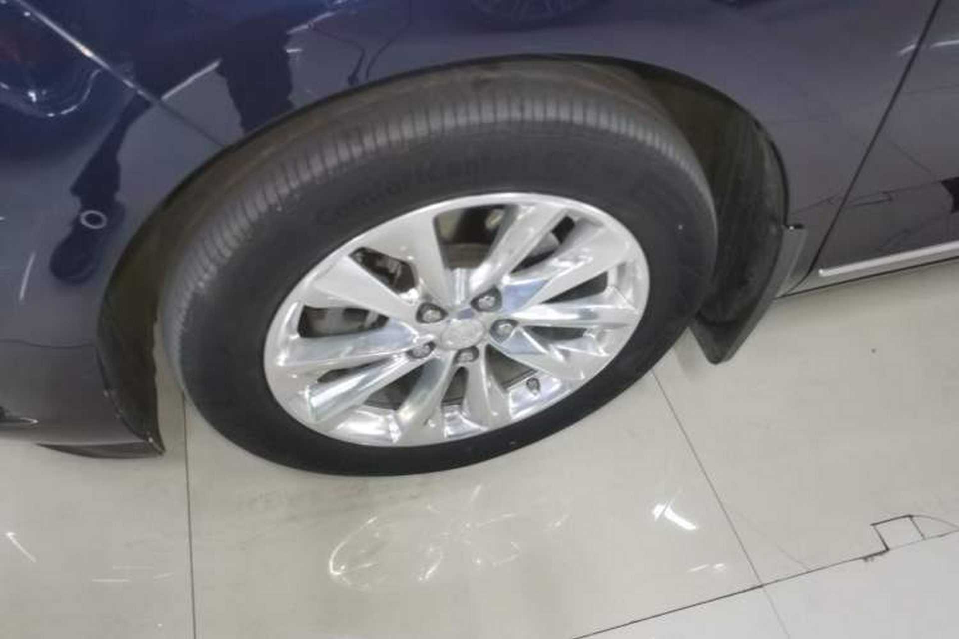 Used Buick GL8 2020 Avenir Avia Four-Seat Luxury Edition Left Front Wheel Hub