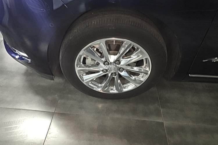 Used Buick GL8 2020 Avenir Avia Four-Seat Luxury Edition Left Front Wheel Hub