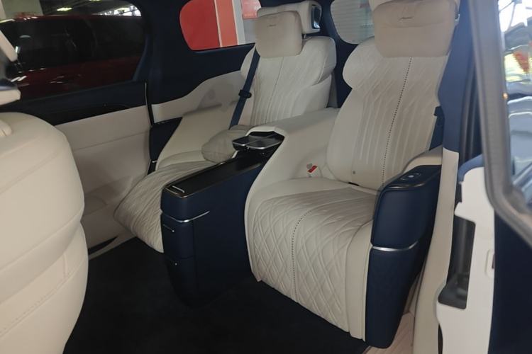 Used Buick GL8 2020 Avenir Avia Four-Seat Luxury Edition Left Rear Seat