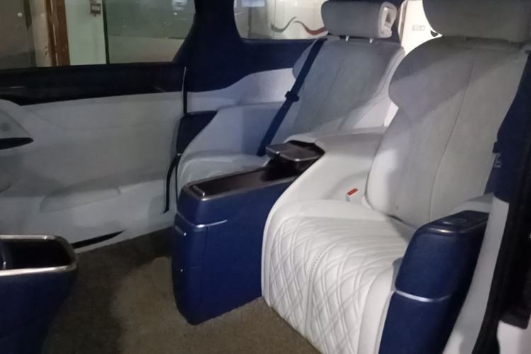 Used Buick GL8 2020 Avenir Avia Four-Seat Luxury Edition Left Rear Seat