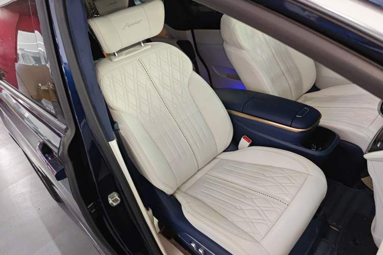 Used Buick GL8 2020 Avenir Avia Four-Seat Luxury Edition Right Front Seat