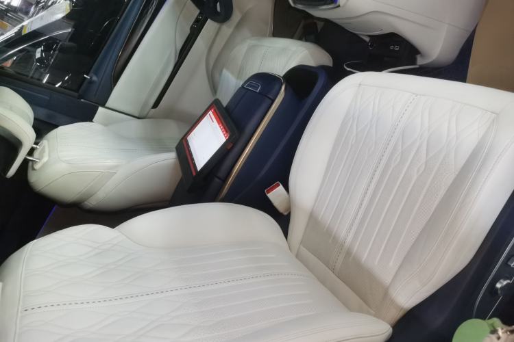 Used Buick GL8 2020 Avenir Avia Four-Seat Luxury Edition Right Front Seat