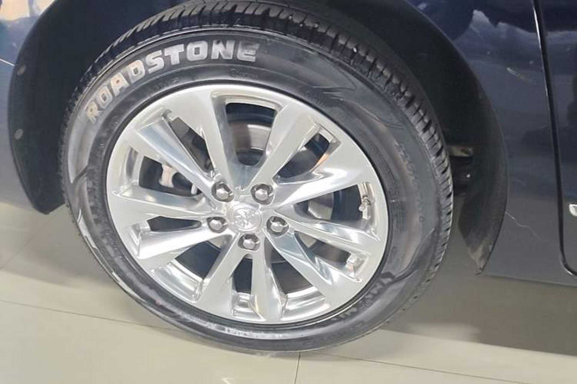 Used Buick GL8 2020 Avenir Avia Four-Seat Luxury Edition Right Rear Wheel Hub