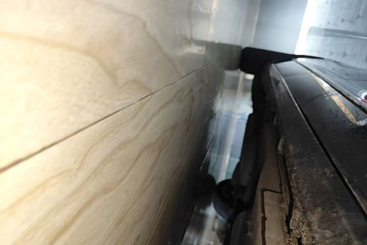 Used Buick GL8 2020 Avenir Avia Four-Seat Luxury Edition Right Side Sill