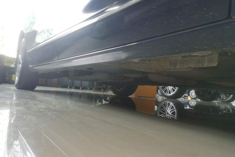 Used Buick GL8 2020 Avenir Avia Four-Seat Luxury Edition Right Side Sill