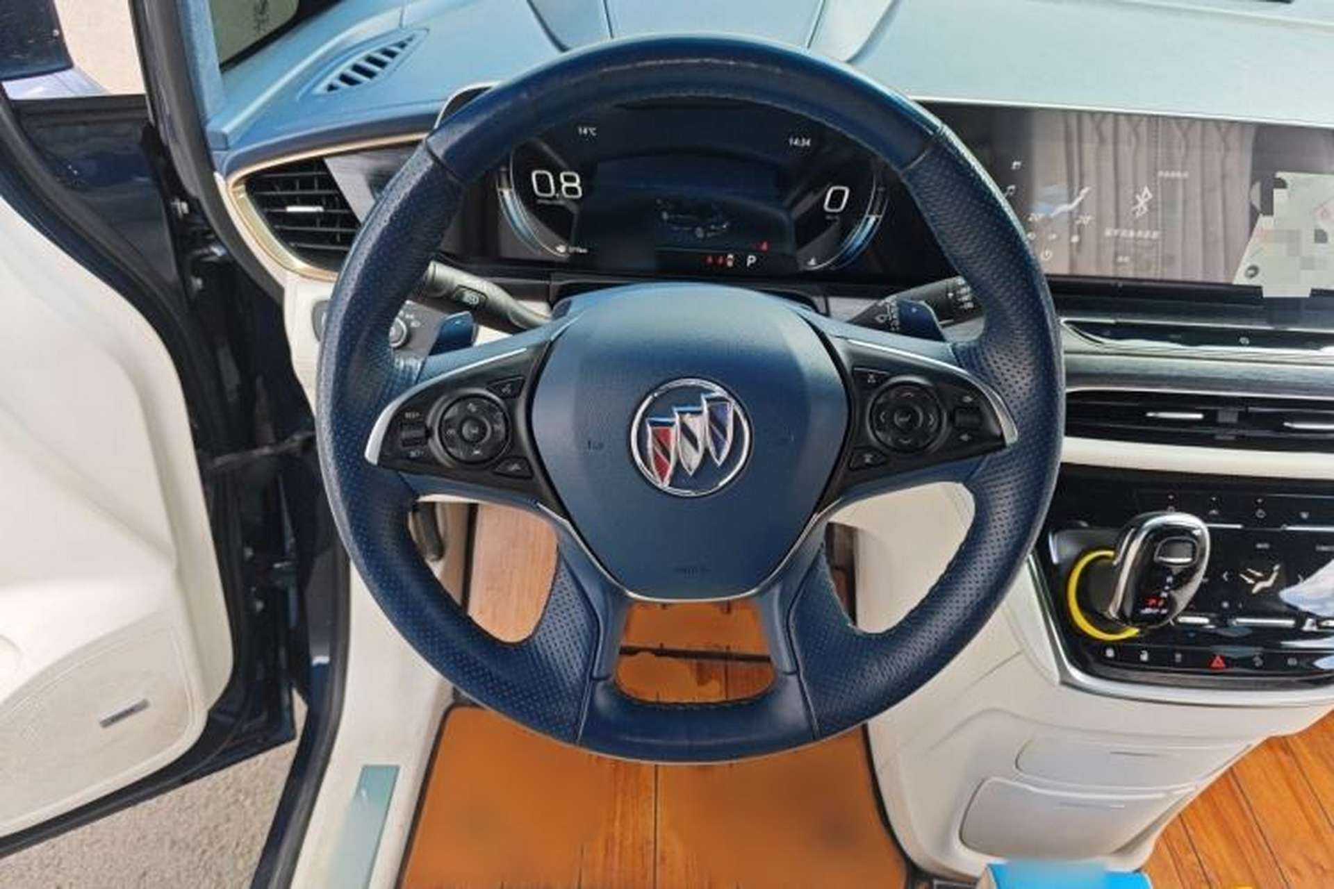 Used Buick GL8 2020 Avenir Avia Four-Seat Luxury Edition Steering Wheel
