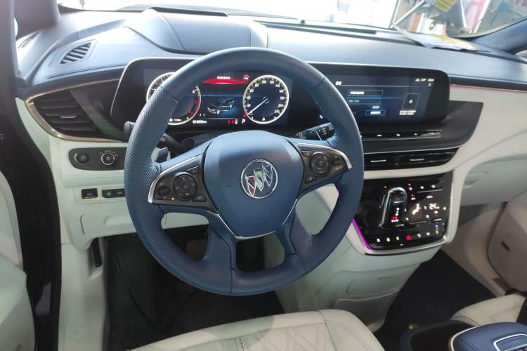 Used Buick GL8 2020 Avenir Avia Four-Seat Luxury Edition Steering Wheel