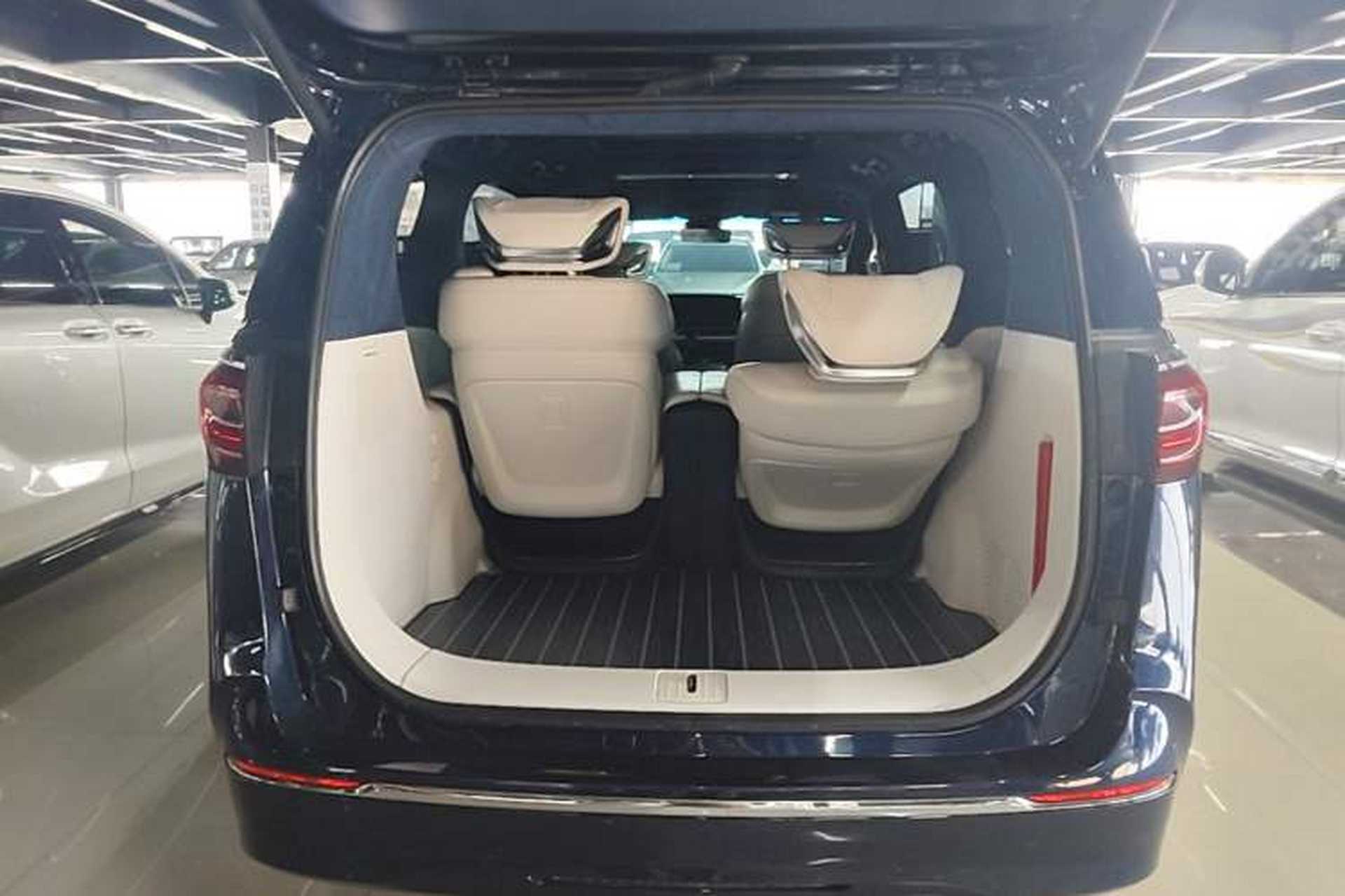 Used Buick GL8 2020 Avenir Avia Four-Seat Luxury Edition Trunk