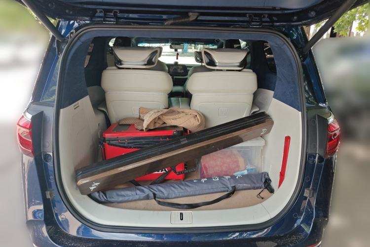 Used Buick GL8 2020 Avenir Avia Four-Seat Luxury Edition Trunk