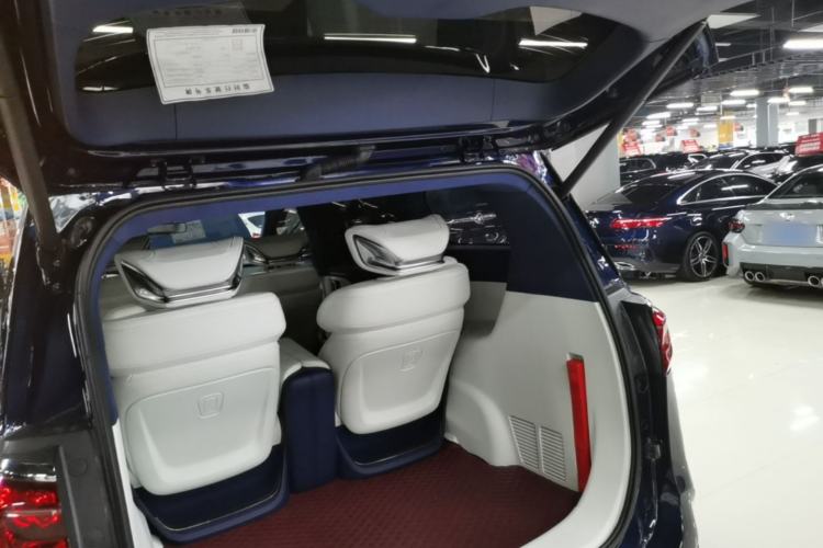 Used Buick GL8 2020 Avenir Avia Four-Seat Luxury Edition Trunk