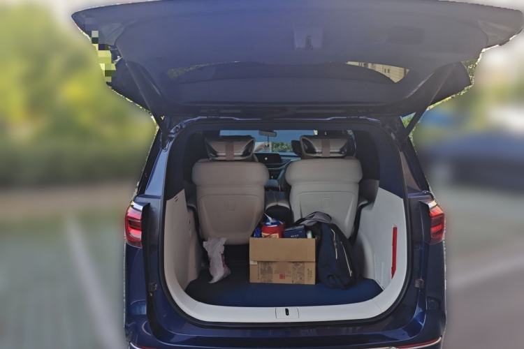 Used Buick GL8 2020 Avenir Avia Four-Seat Luxury Edition Trunk