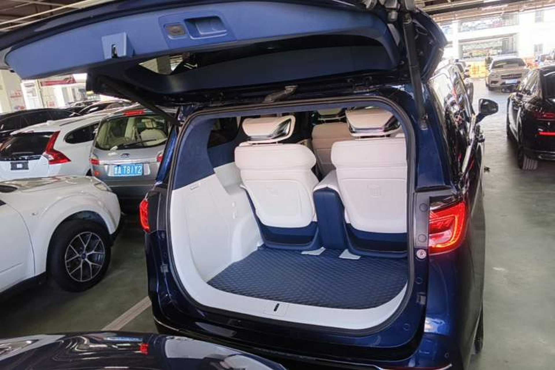 Used Buick GL8 2020 Avenir Avia Four-Seat Luxury Edition Trunk