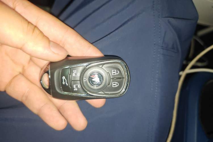 Used Buick GL8 2020 Avenir Avia Four-Seat Luxury Edition Vehicle Key