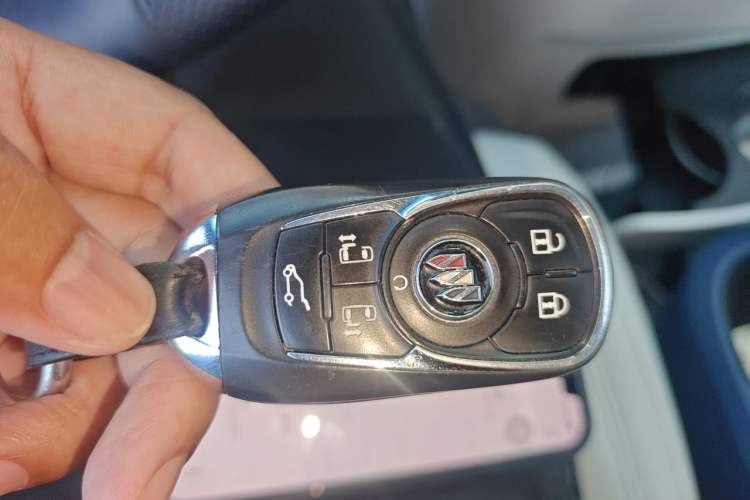 Used Buick GL8 2020 Avenir Avia Four-Seat Luxury Edition Vehicle Key
