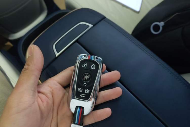 Used Buick GL8 2020 Avenir Avia Four-Seat Luxury Edition Vehicle Key