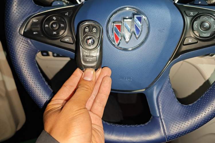 Used Buick GL8 2020 Avenir Avia Four-Seat Luxury Edition Vehicle Key
