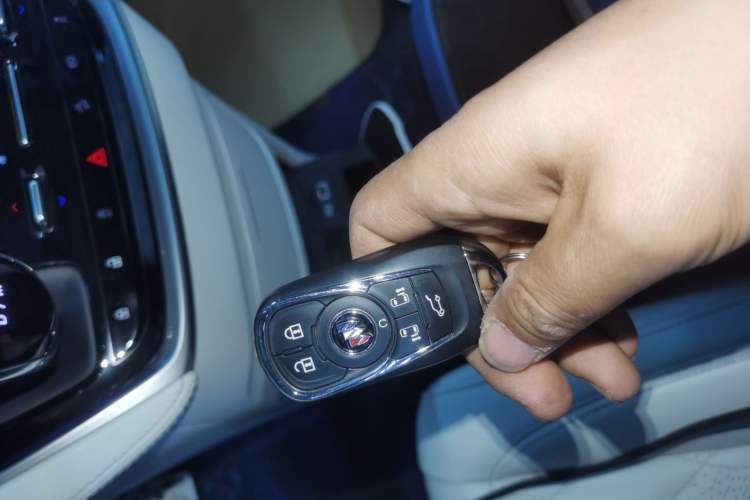 Used Buick GL8 2020 Avenir Avia Four-Seat Luxury Edition Vehicle Key