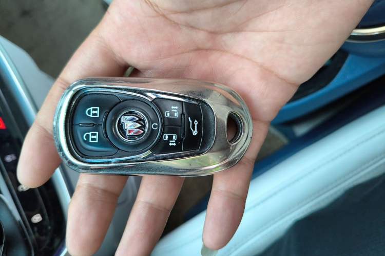 Used Buick GL8 2020 Avenir Avia Four-Seat Luxury Edition Vehicle Key