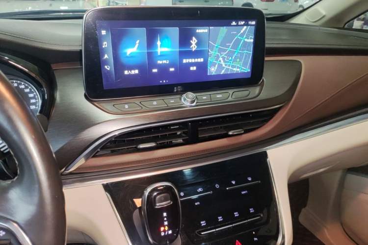 Used Buick GL8 2020 Land Business Class 652T Luxury Model Audio And AC Panel
