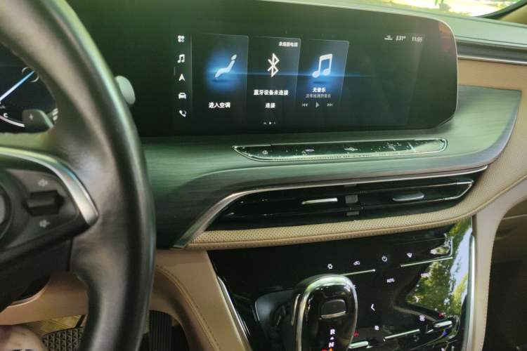 Used Buick GL8 2020 ES Land Cruiser 653T Luxury Model Audio And AC Panel