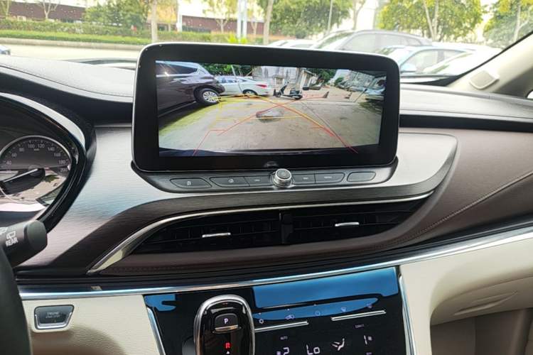 Used Buick GL8 2020 Land Business Class 652T Luxury Model Audio And AC Panel